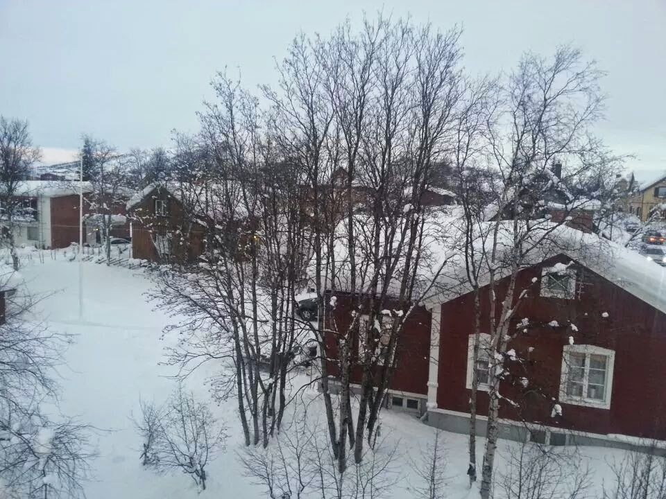 Kiruna: Looking out of the window from Hans' place at 8 am