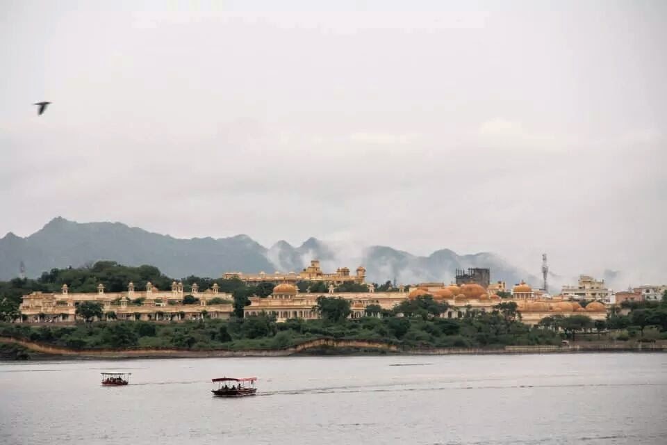 Udaipur: Clouds descending on the Oberoi Udaivilas