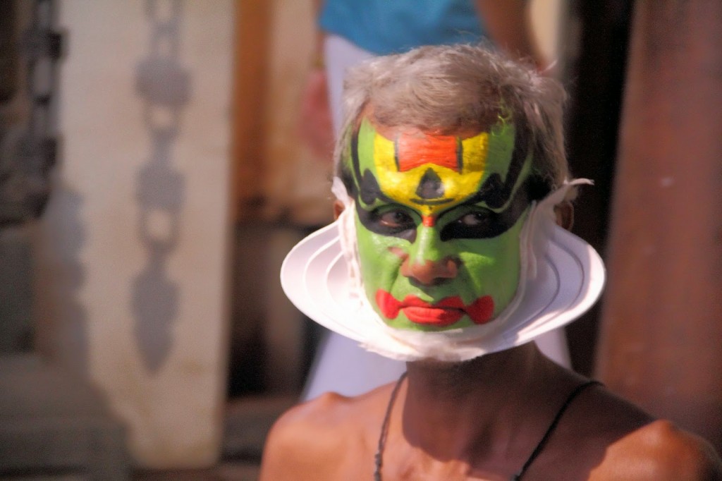 Kerala: Kathakali dancer with mask and make up