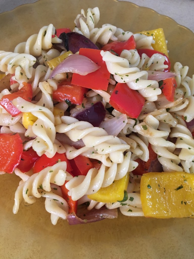 Aglio olio pasta ...with fresh peppers....for the vegetarian soul!