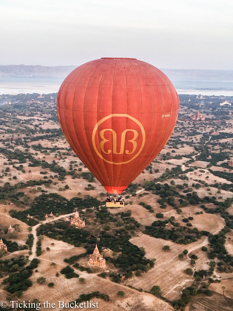 Hot air ballooning in Bagan